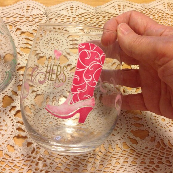 Cowboy Wedding Glasses, His and Hers weighted wine glasses - Picture 3 of 5